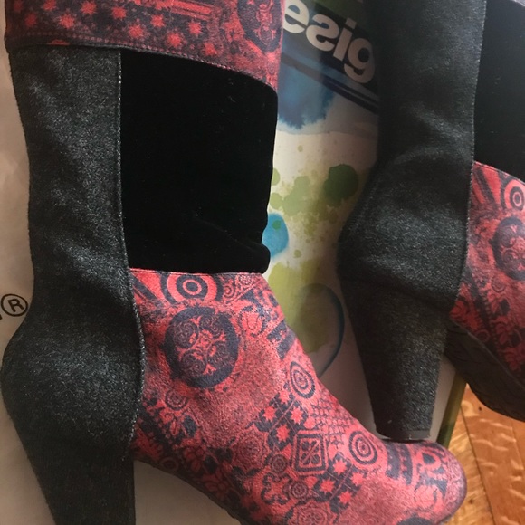 Desigual Patchwork Boots in Size 7 - Picture 3 of 6
